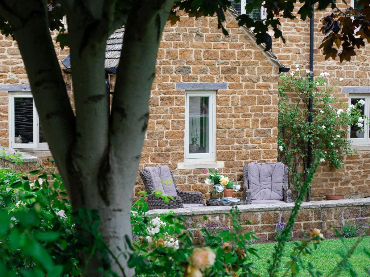 Climbing Rose Cottage - Dog Friendly - Peaceful Cotswold Cottage Adlestrop 외부 사진