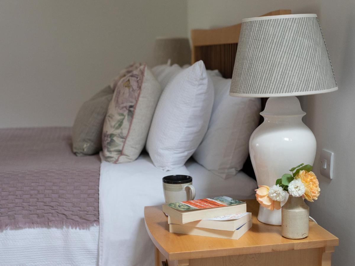Climbing Rose Cottage - Dog Friendly - Peaceful Cotswold Cottage Adlestrop 외부 사진