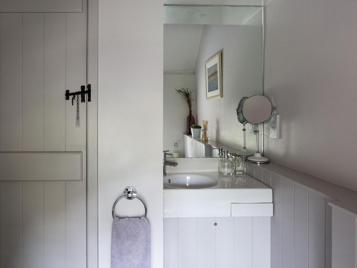 Climbing Rose Cottage - Dog Friendly - Peaceful Cotswold Cottage Adlestrop 외부 사진