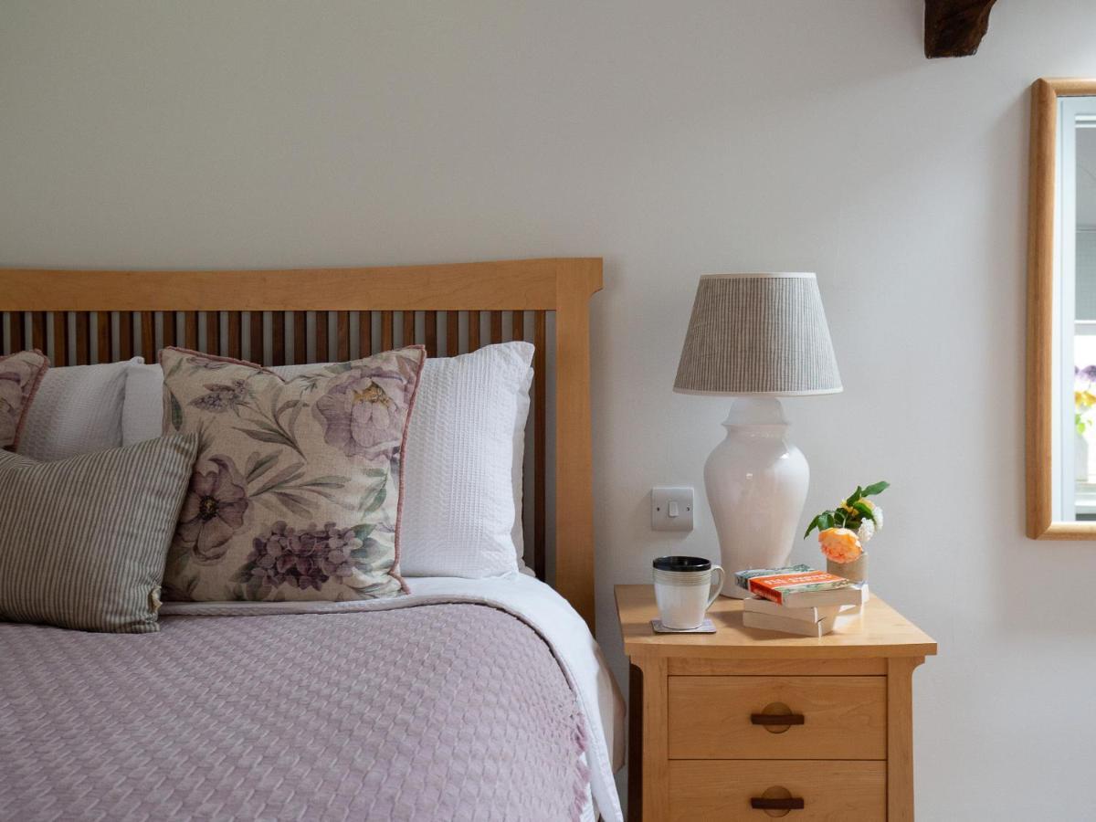 Climbing Rose Cottage - Dog Friendly - Peaceful Cotswold Cottage Adlestrop 외부 사진