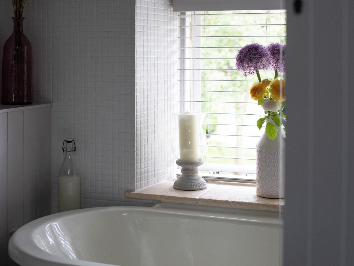 Climbing Rose Cottage - Dog Friendly - Peaceful Cotswold Cottage Adlestrop 외부 사진