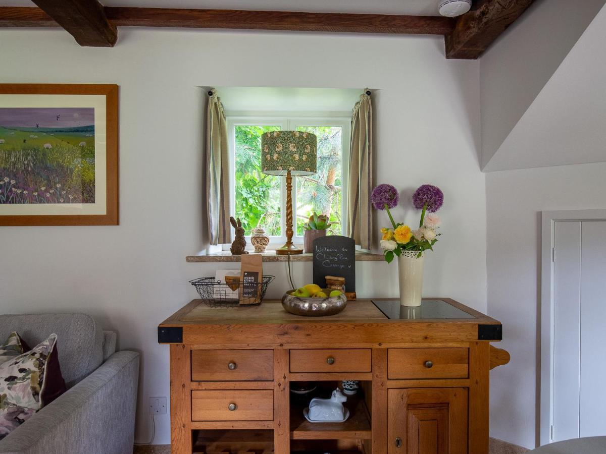 Climbing Rose Cottage - Dog Friendly - Peaceful Cotswold Cottage Adlestrop 외부 사진