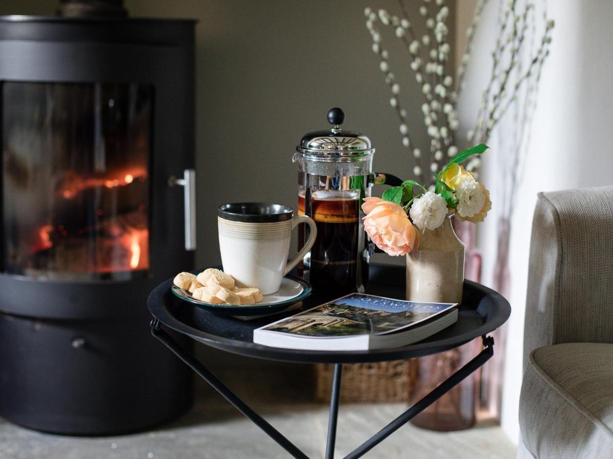 Climbing Rose Cottage - Dog Friendly - Peaceful Cotswold Cottage Adlestrop 외부 사진